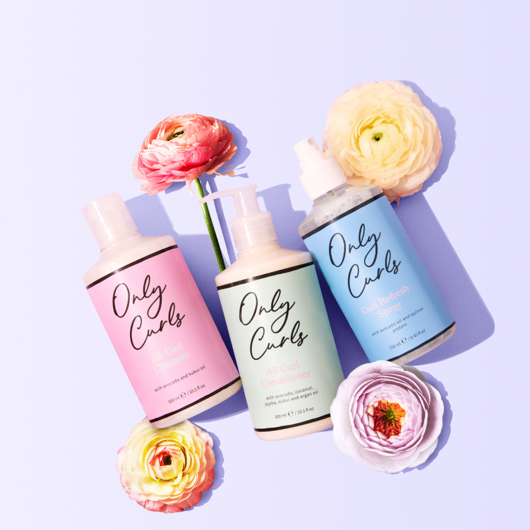 How To Refresh Curly Hair: The Best Method for Frizz-Free Curls